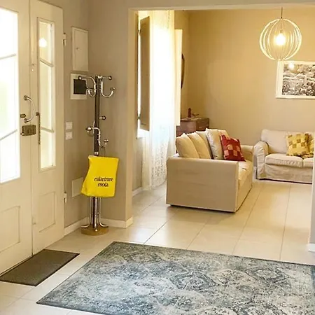 Casa Milvio A By Zoom In Earth