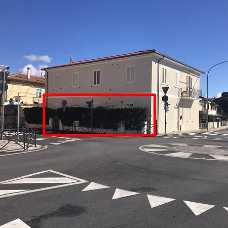 Apartment Casa Milvio A By Zoom In Earth Marina di Cecina